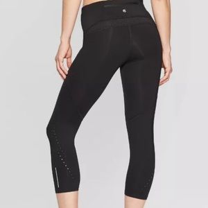 Champion Running Reflective Capri Leggings